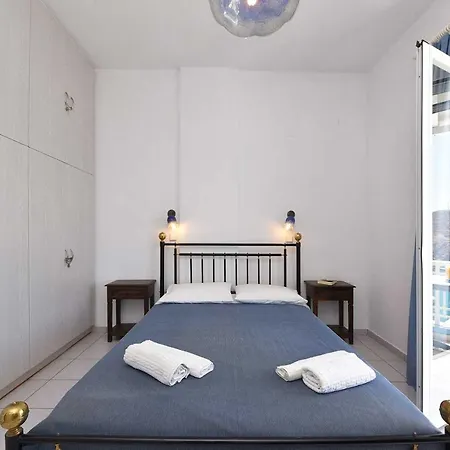 Апартаменты 9 Muses Vari (Syros)